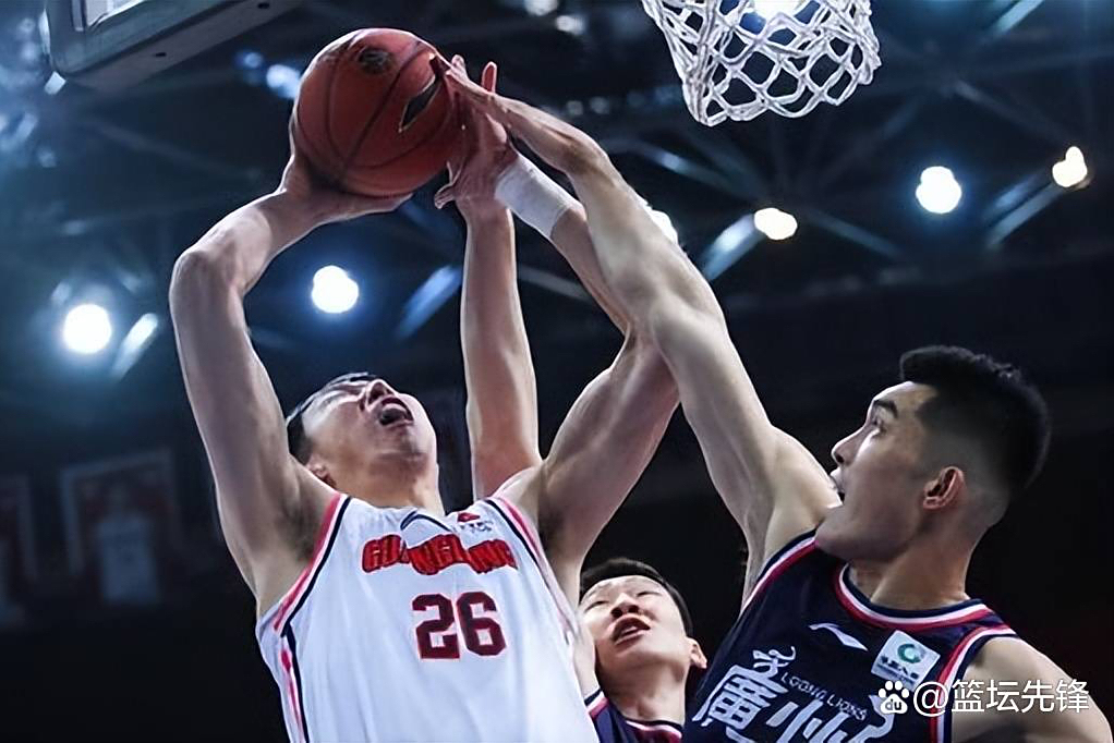 开云体育appMing重返赛场，刷新纪录首场状态出色，雄鹿观众沸腾！全场沸腾不已的简单介绍